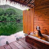 The Hub Erawan Resort