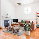 Spacious 3-bed Sunlit Comfort Power Backup