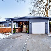 Spacious & Family Friendly! Lincoln Home Near Dtwn