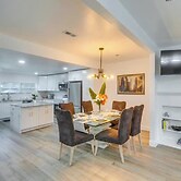 3BR Charming Retreat W & Deck & Wifi
