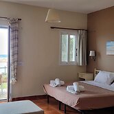 Lorraine's Cottage Style Studios