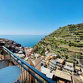 The Manarola Sea View