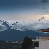 LOSTVILLA Deqin Meri Snow Mountain