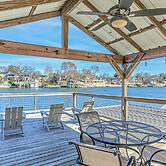2BR House on Lake w/ Dock, Deep Water & Boat Slip