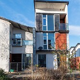 Family 3 Bedroom House by Guestz
