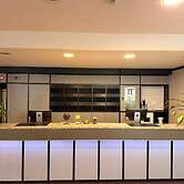 Roomie Hotel