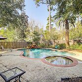 Near Trails, Shops & Eats: Spring Home w/ Pool