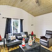 1 Mi to Dtwn Enterprise: Pet-friendly Home w/ Yard