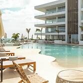 Mambo Beach Holiday Apartments