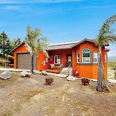 3BR Updated Mtn-view Home w/ Hot Tub & Fireplace