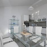 House Dragica