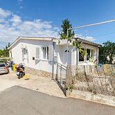 Apartment Close to the Beach