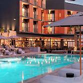 nobi boutique surf hotel