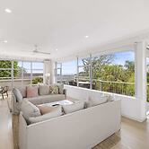 Spacious 5-bed Beach House With Ocean View