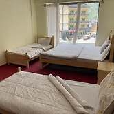 Khunjerab Lodges
