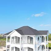 UPOLE APARTMENTS