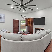 7 min to Stockyards- Cozy & Stylish Home