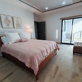 San Carlos Apartment