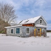 Farmhouse on 40 Acres! Bear Lake Getaway