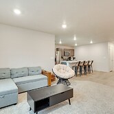 Walk to The Plains Golf Course: Getaway in Cheney!