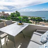 CP - Modern Beachside Apartment in Estepona