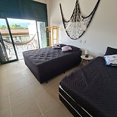 Piscina e AC na Praia do Una