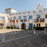 Oceanfront Gem on Rue Anatole France