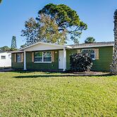 2 Mi to Gulf! Pet-friendly Home in New Port Richey
