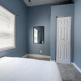 Affordable Quaint Retreat in Indianapolis