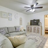 1 Block to Dtwn! Walkable Stay in Stuart