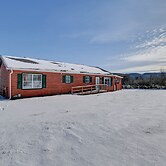 Waterfront Lake George Retreat w/ Shared Dock