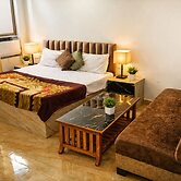 Satyam Guest House