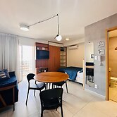 Studio no Centro com Academia Piscina e Varanda