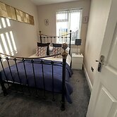 Harrow Family Home with Garden & Drive