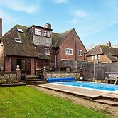 Rural House With Swimming Pool and Gardens