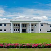 Royal Ambassador Hotel