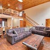 Walk to Hunter Village! Family Ski Retreat w/ Deck