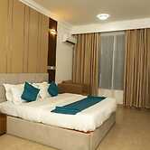 Julirose Hotel and Suites