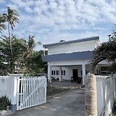 Bateria Seaside Lodge