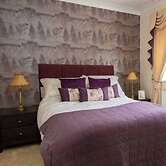 Room-cosy and Comfy Double Bedroom