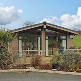 The Hedgerows - Hillview Lodges