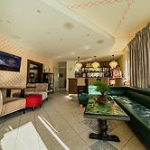 Hotel Maj Inn