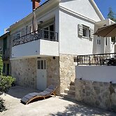 Private Hideaway in Zut Island