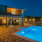 Peaceful Holiday Villa in Kladnjice
