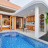 LaLuxe Villa and Residence