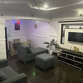 Elite Retreat Apartment, Sagamu