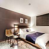 Lrui Motel