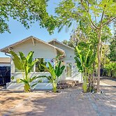 Vintage Home w/ Easy Downtown Tampa Access