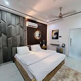 Villa Hills Hotel
