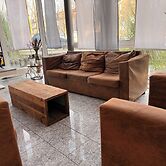Astoria City Resort by Mayburgh